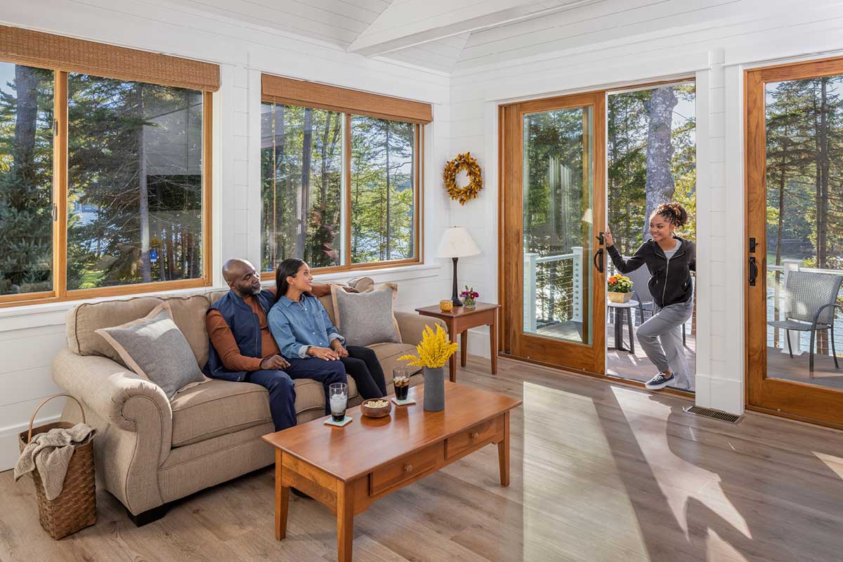 RBA_May-BlogPost_5BenefitsToUpdatingYourPatioDoors_FeaturedImage-1200x800.jpg